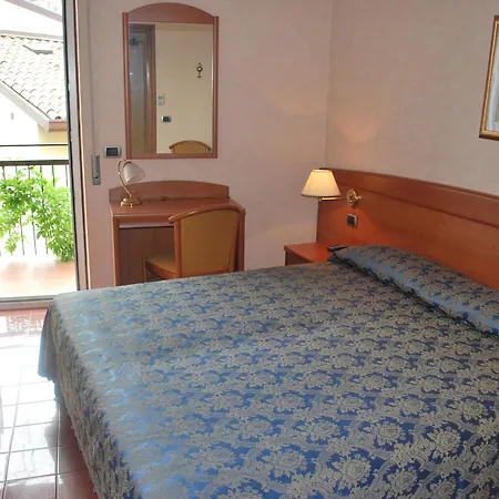 Siena Hotel 2*